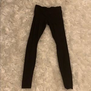 Black Lululemon leggings